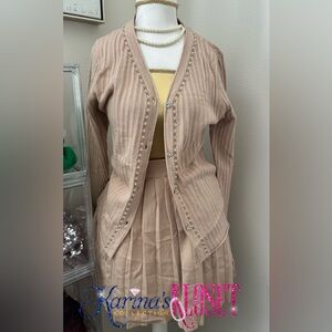 Elegant Cream Cardigan Sweater & Matching Pleated Skirt w/Embellished Jewels 💎